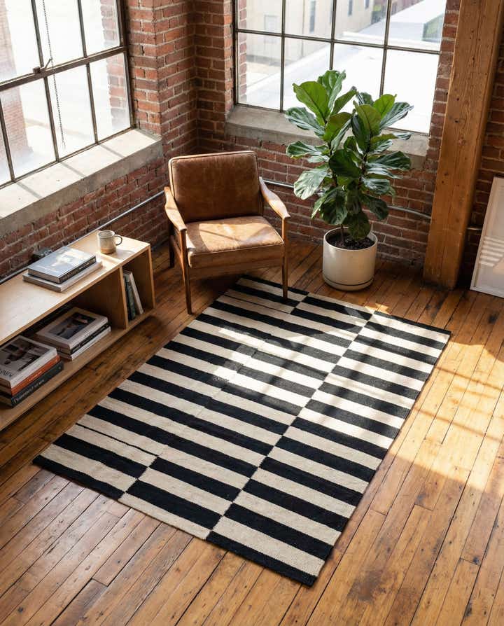 3' 4 x 4' 8 Hand Woven Kilim Modern Wool Rug