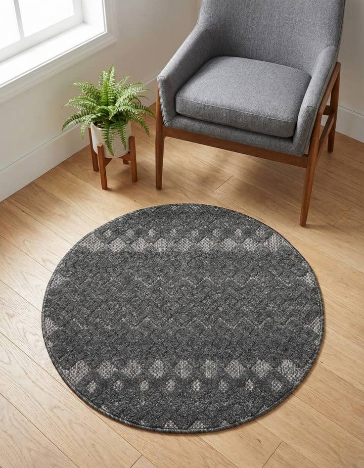 Detail image of 3' x 3' Washable Trellis Textured Indoor / Outdoor Round Rug