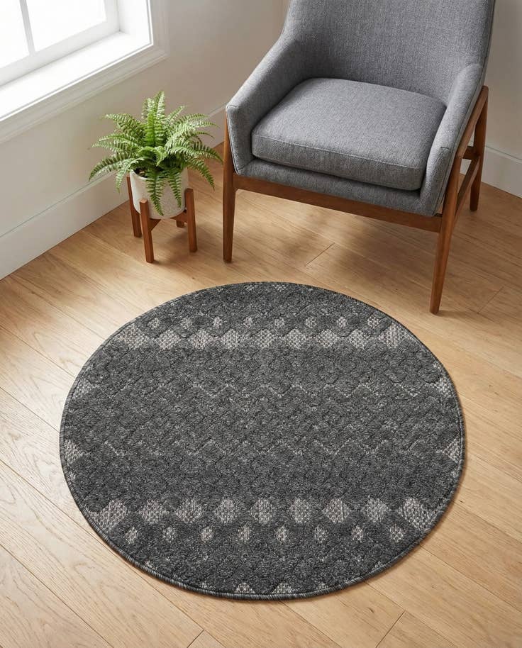 Detail image of 3' x 3' Easy-Clean Trellis Textured Indoor / Outdoor Round Rug