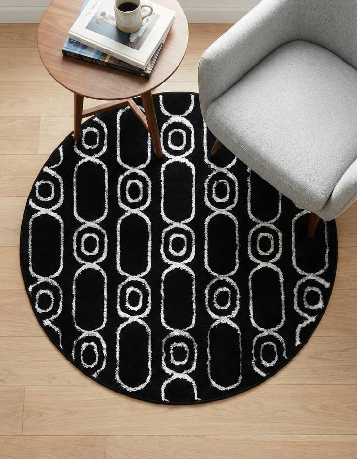 Detail image of 3' x 3' Vogue Geo Round Rug