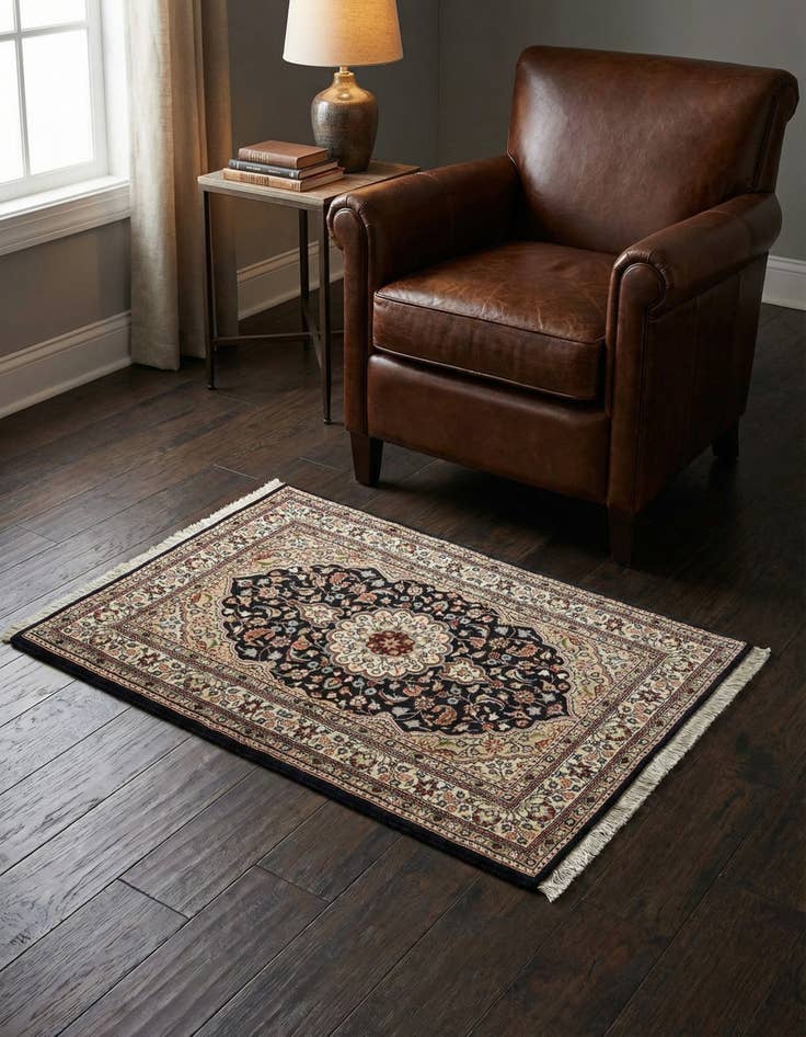 Detail image of 3' 3 x 4' 10 Mood Wool Rug