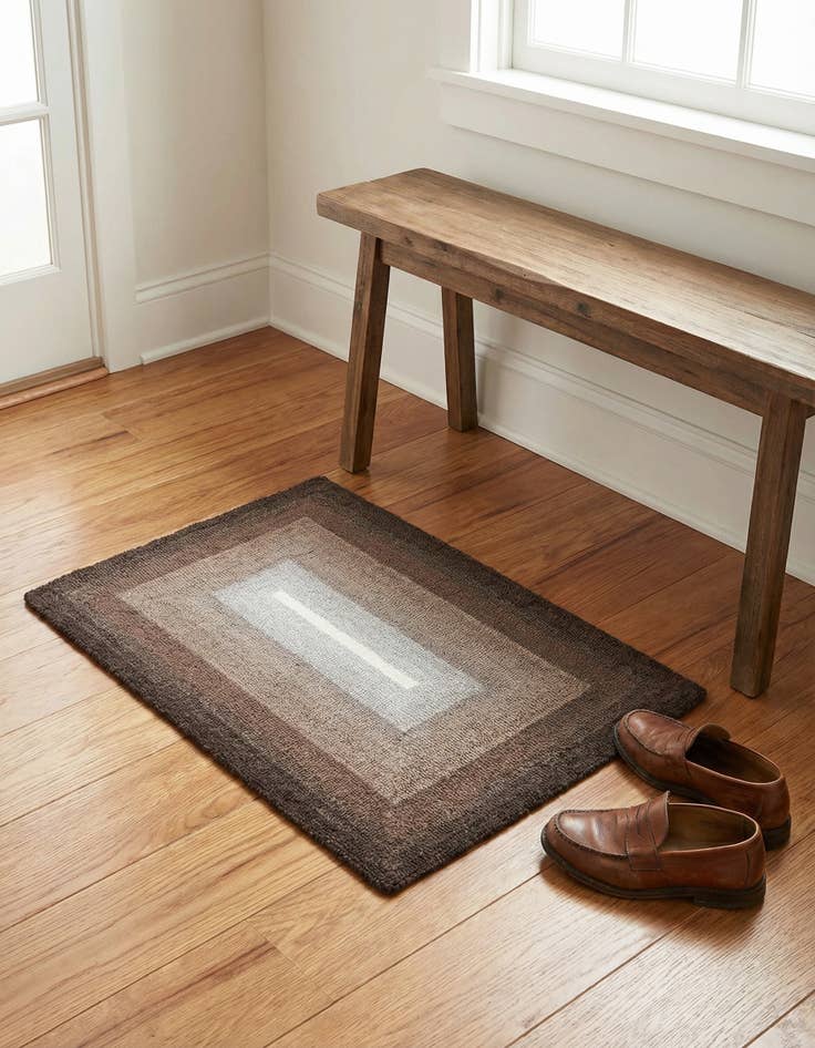 Detail image of 2' x 3' 1 Ombre Wool Rug