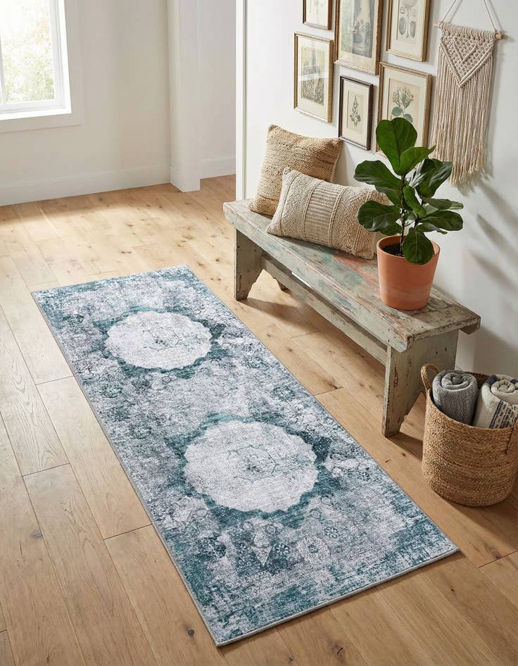 Detail image of 2' x 5'  Washable Yara Runner Rug