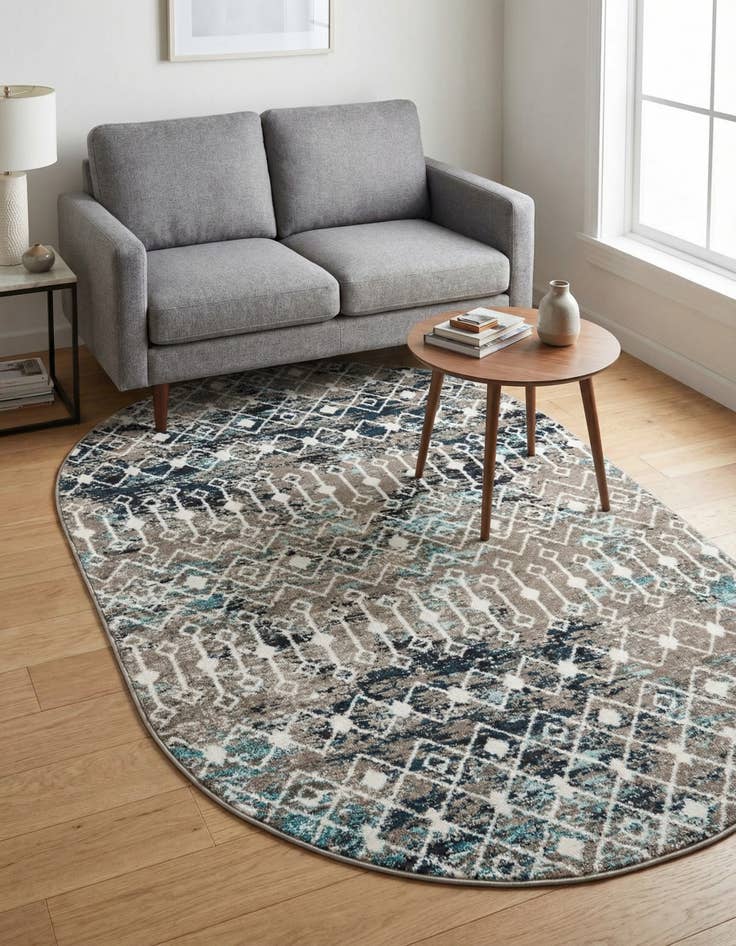 Detail image of 5' 3 x 8' Moroccan Trellis Oval Rug