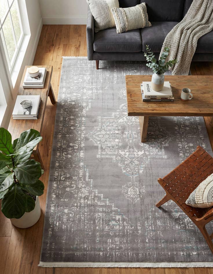 Detail image of 5' x 8' Modern Classical Rug