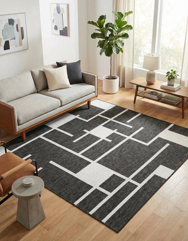 Detail image of 7' 10 x 7' 10  Washable Modern Indoor / Outdoor Square Rug