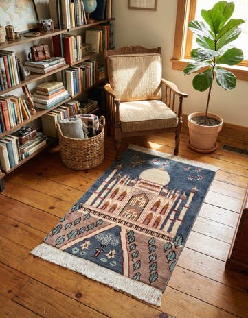 2' 1 x 3' 3 Hand Knotted Lahour Oriental Wool Rug