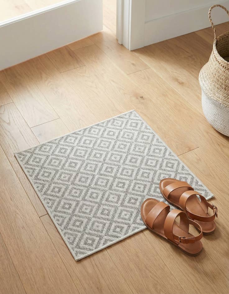 Detail image of 1' 4 x 1' 4 Washable Jill Zarin Costa Rica Indoor / Outdoor Sample Rug