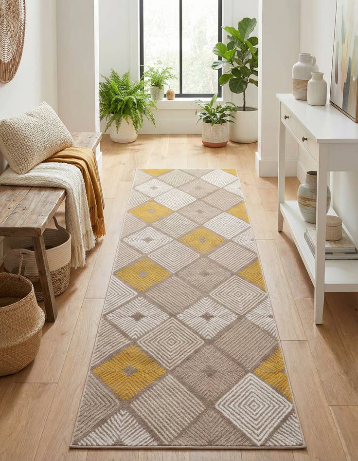 Detail image of 2' 7 x 10' Laguna Runner Rug