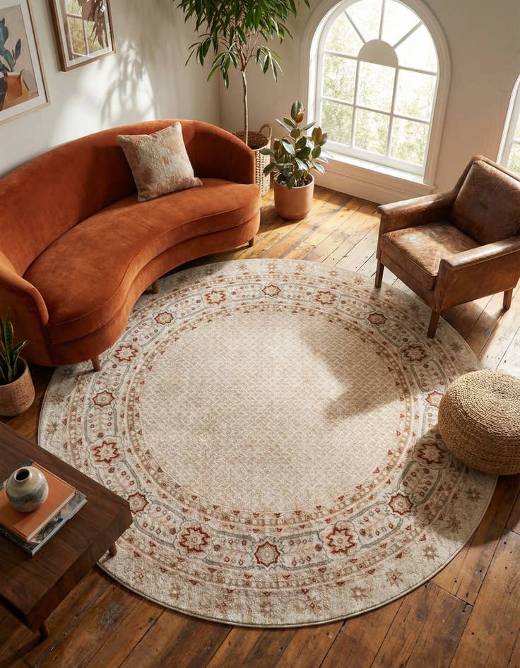 Detail image of 7' 10 x 7' 10 Charlotte Round Rug