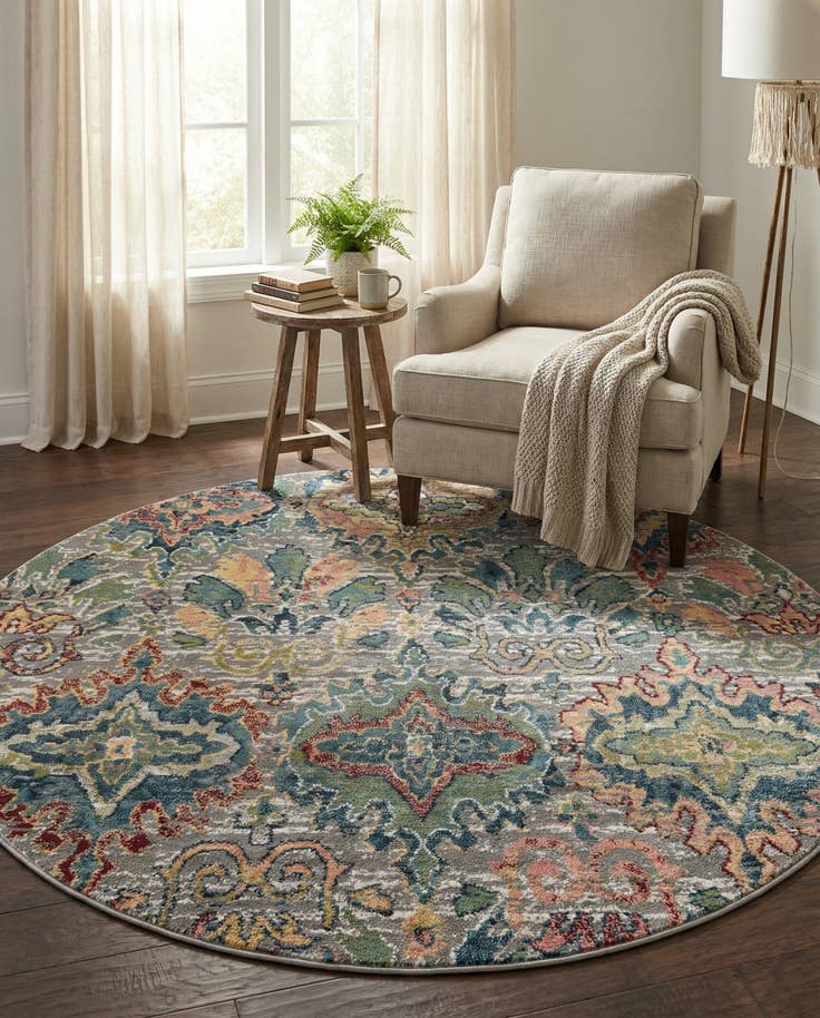 Detail image of 7' x 7' Charleston Round Rug