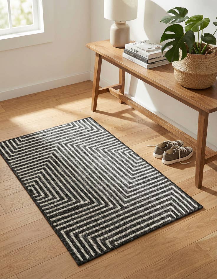 Detail image of 2' x 3' Washable Modern Indoor / Outdoor Rug