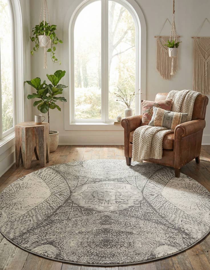 Detail image of 7' x 7' Monte Carlo Round Rug