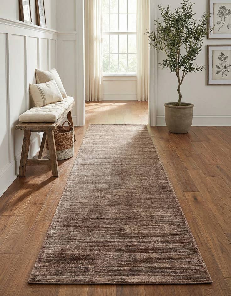 Detail image of 2' 7 x 12' Finsbury Runner Rug