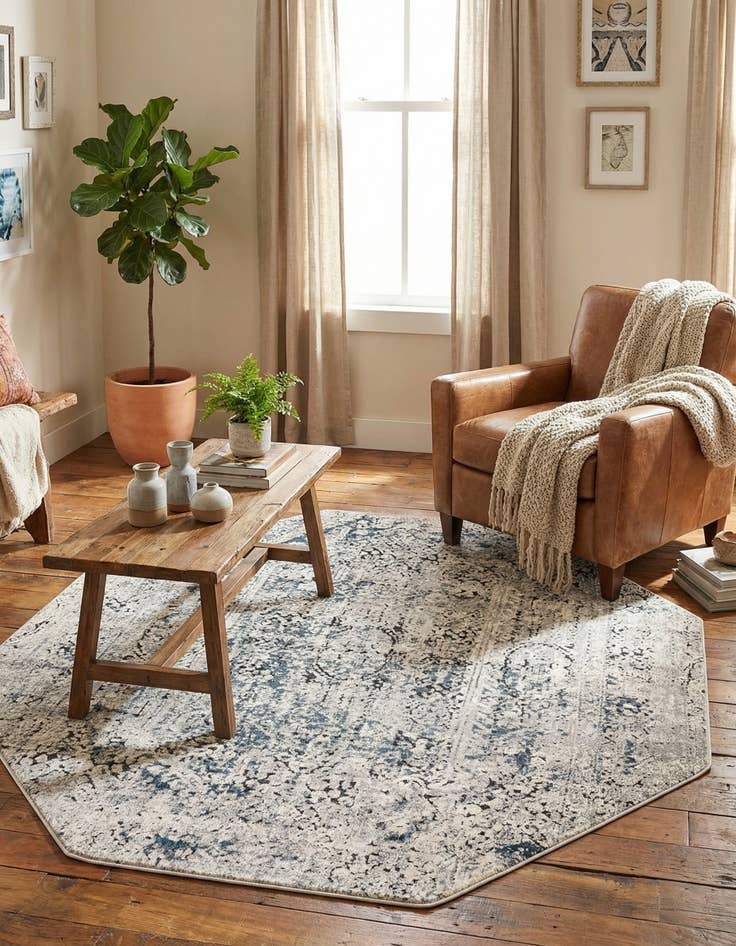 Detail image of 5' 3 x 5' 3 Villa Octagon Rug