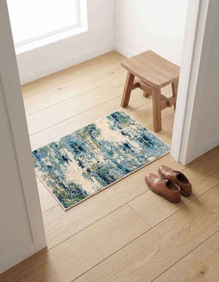 Detail image of 2' 2 x 3'  Washable Spectrum Rug