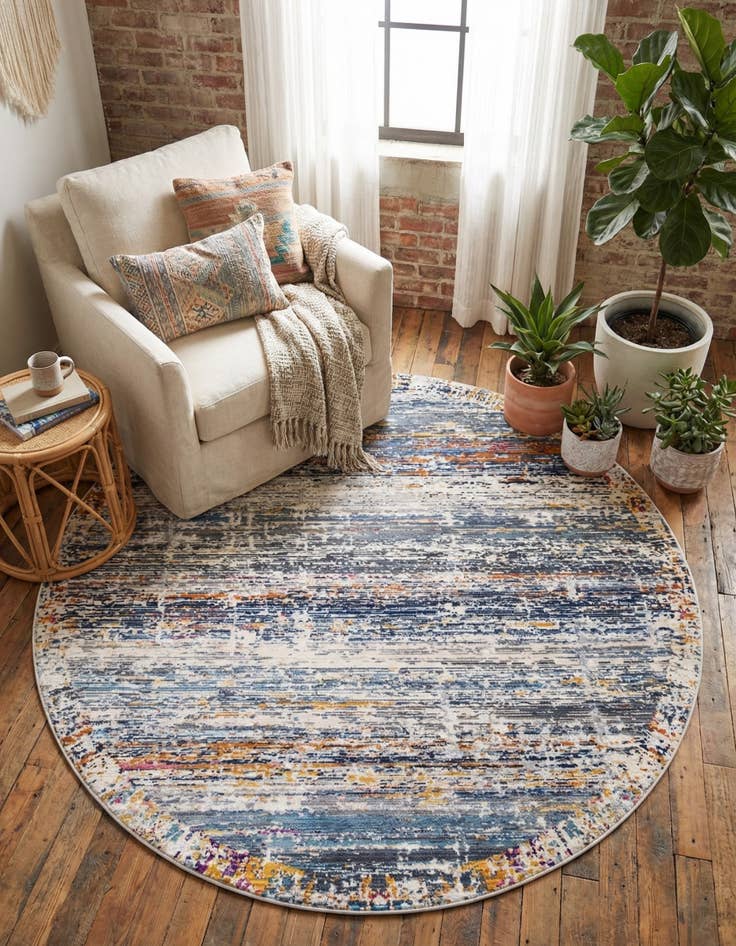 Detail image of 5' 2 x 5' 2 Malibu Round Rug