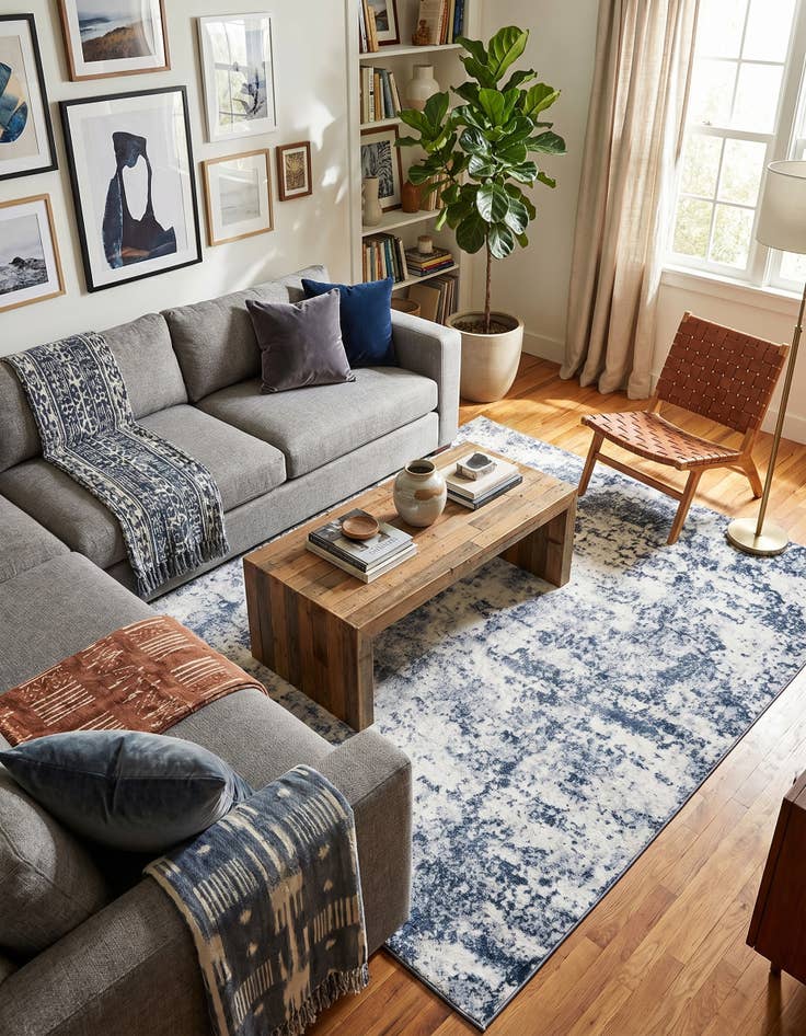 Detail image of 7' 10 x 10' Aurora Rug