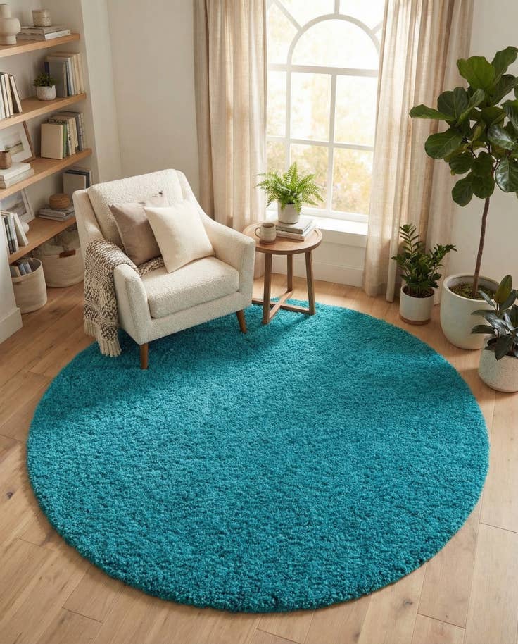 Detail image of 7' 10 x 7' 10 Solid Shag Round Rug