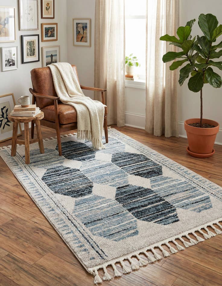 Detail image of 4' x 6' Aramis Rug