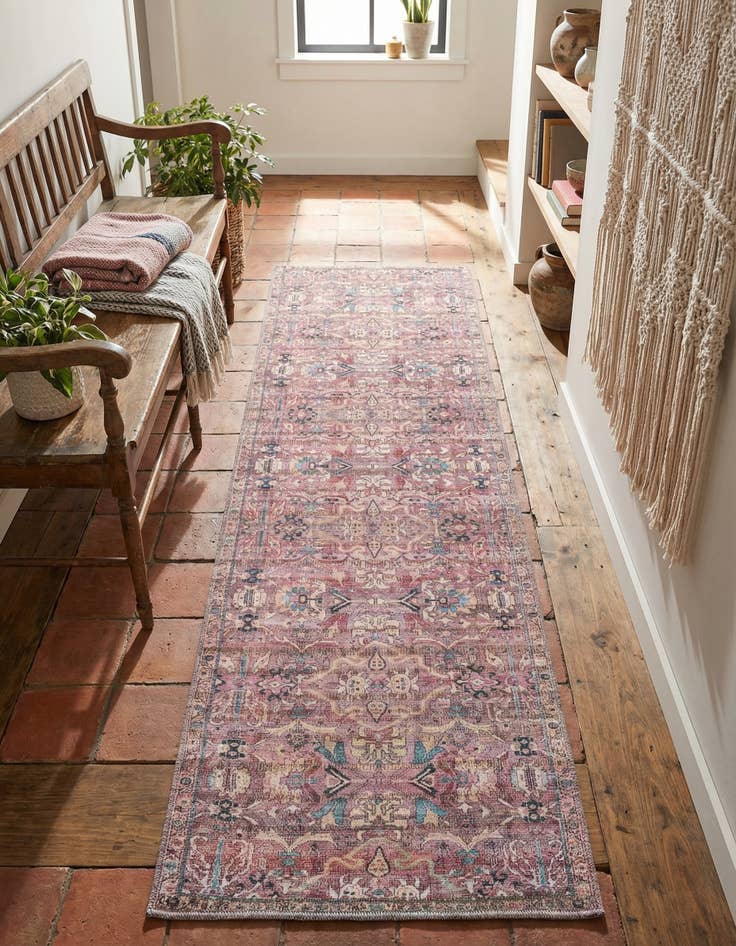 Detail image of 2' x 6' Washable Nostalgia Runner Rug