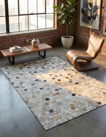 4' x 5' 7 Cowhide Stocks Rug