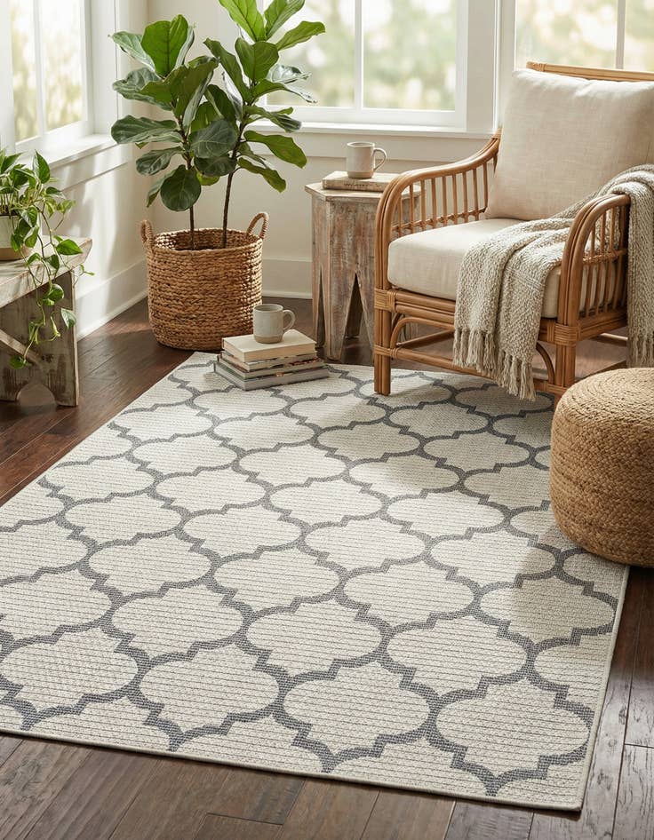 Detail image of 4' 2 x 6' Georgia Rug