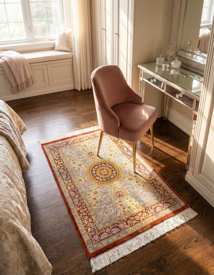 Detail image of 2' 7 x 3' 10 Ghom Silk Rug