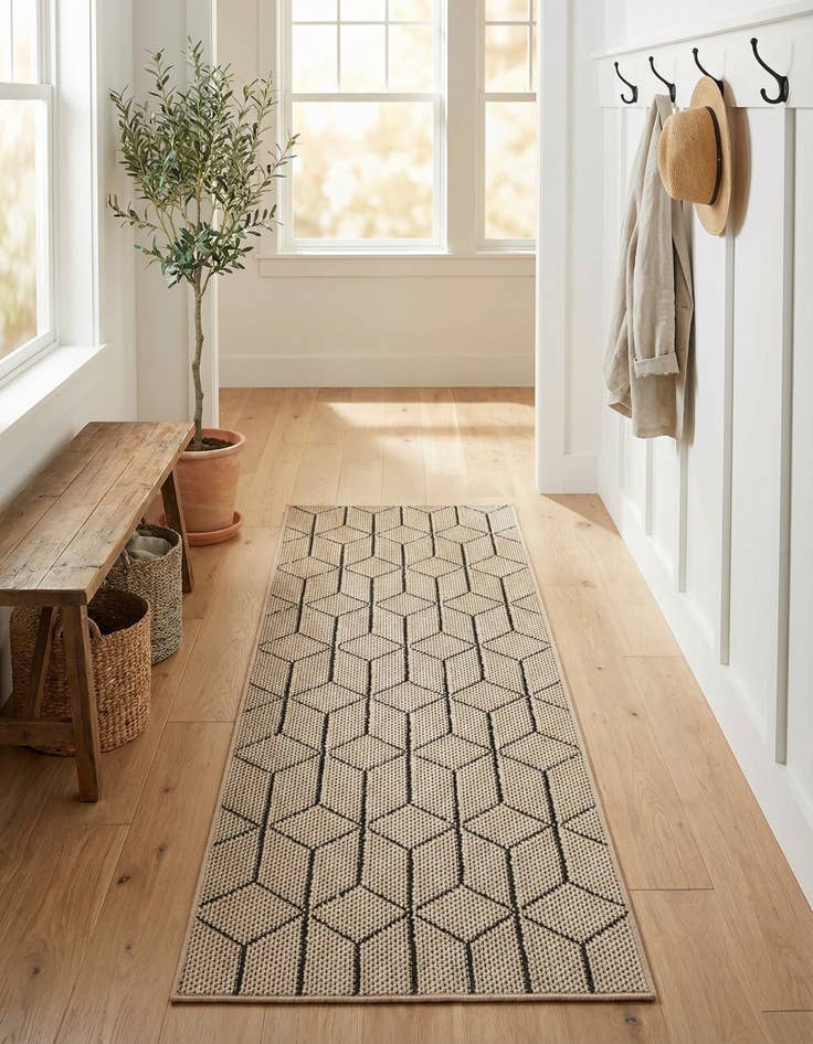 Detail image of 2' x 6' 1 Easy-Clean Trellis Indoor / Outdoor Runner Rug