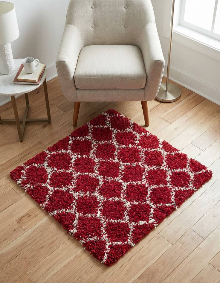 Detail image of 3' 3 x 3' 3 Trellis Shag Square Rug