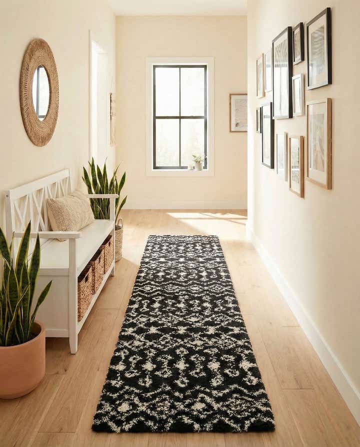 2' 7 x 10' Moroccan Trellis Shag Runner Rug