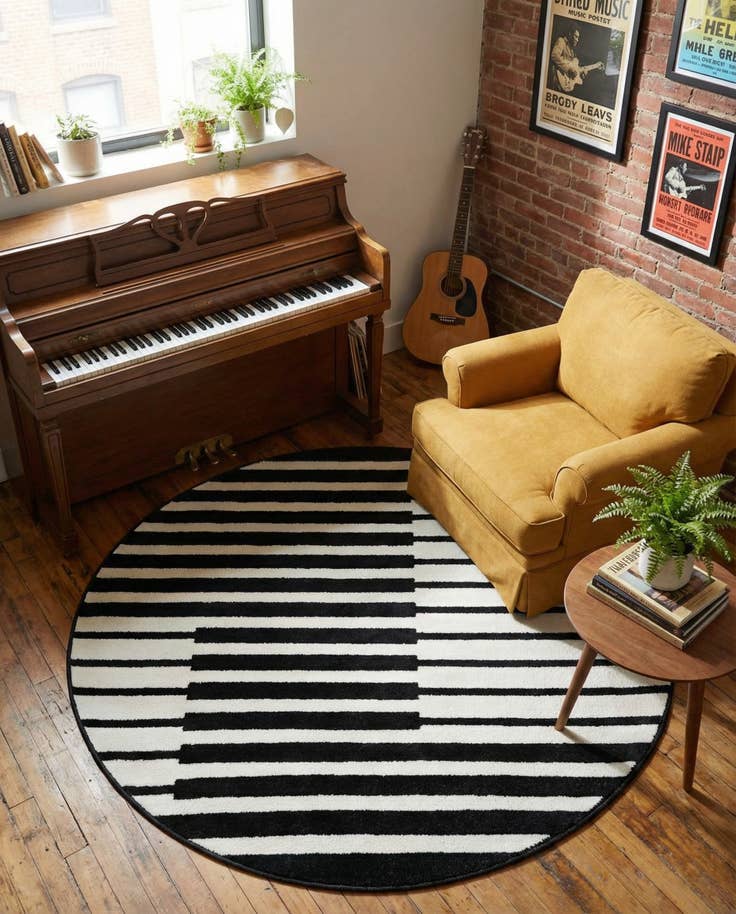 Detail image of 5' x 5' Oslo Round Rug