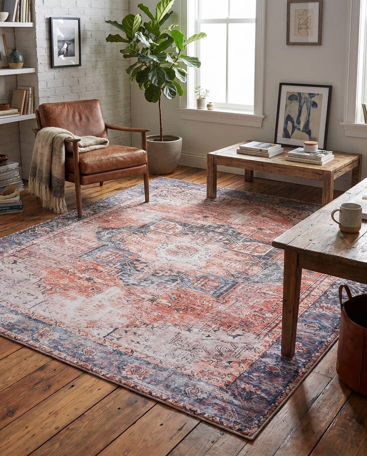 Detail image of 7' 10 x 7' 10 Yara Square Rug