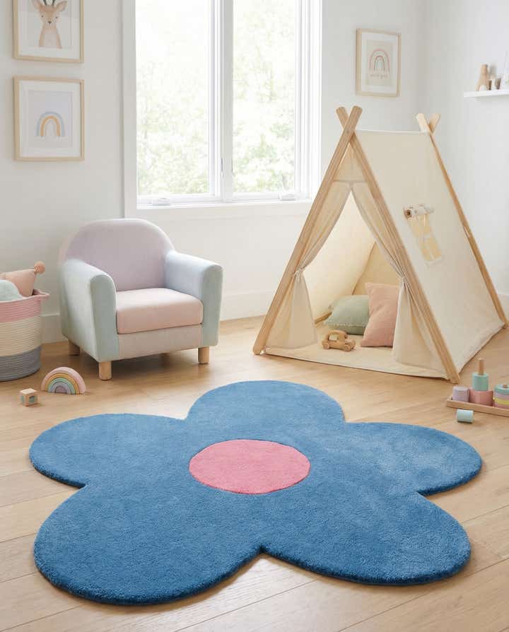 4' 1 x 4' 1 Happy Rugs Funky Flower Wool Round