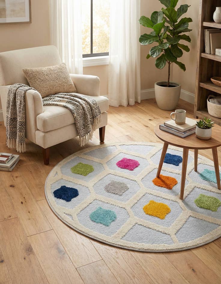Detail image of 3' 3 x 3' 3  Washable Aruba Indoor / Outdoor Round Rug