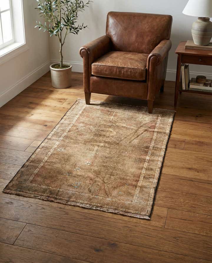 2' 9 x 4' 4 Hand Knotted Ultra Vintage Persian Wool Rug