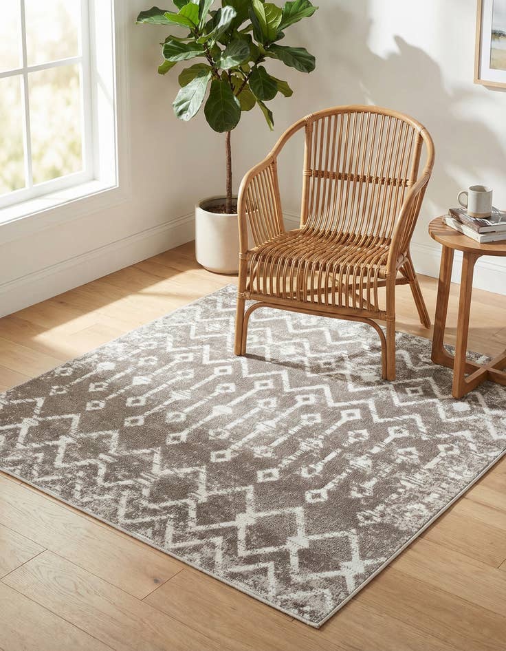 Detail image of 4' x 4' Bohemian Trellis Square Rug