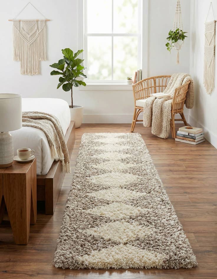 Detail image of 2' 7 x 12' Infinity Shag Runner Rug