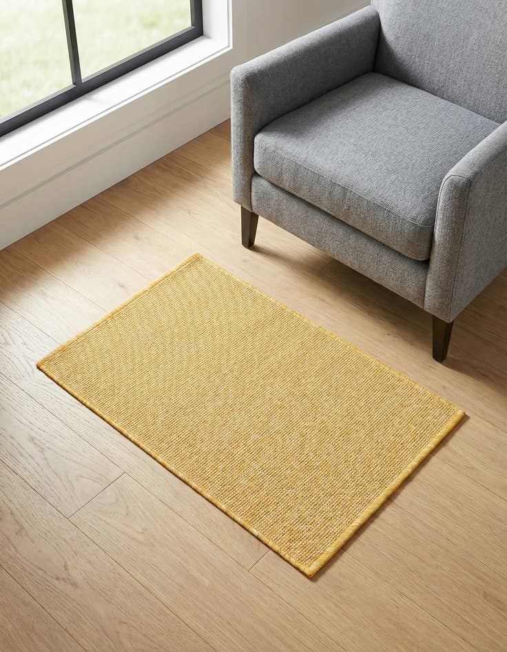 Detail image of 2' x 3'  Washable Solid Indoor / Outdoor Rug