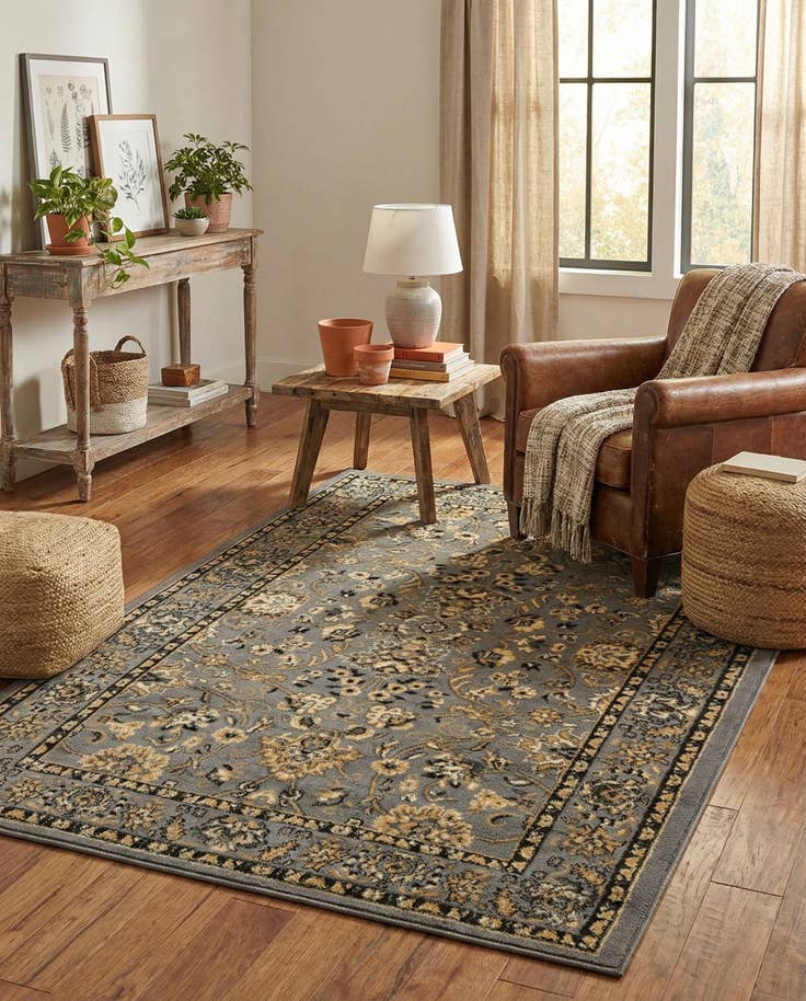 Detail image of 4' x 6' Kashan Design Rug