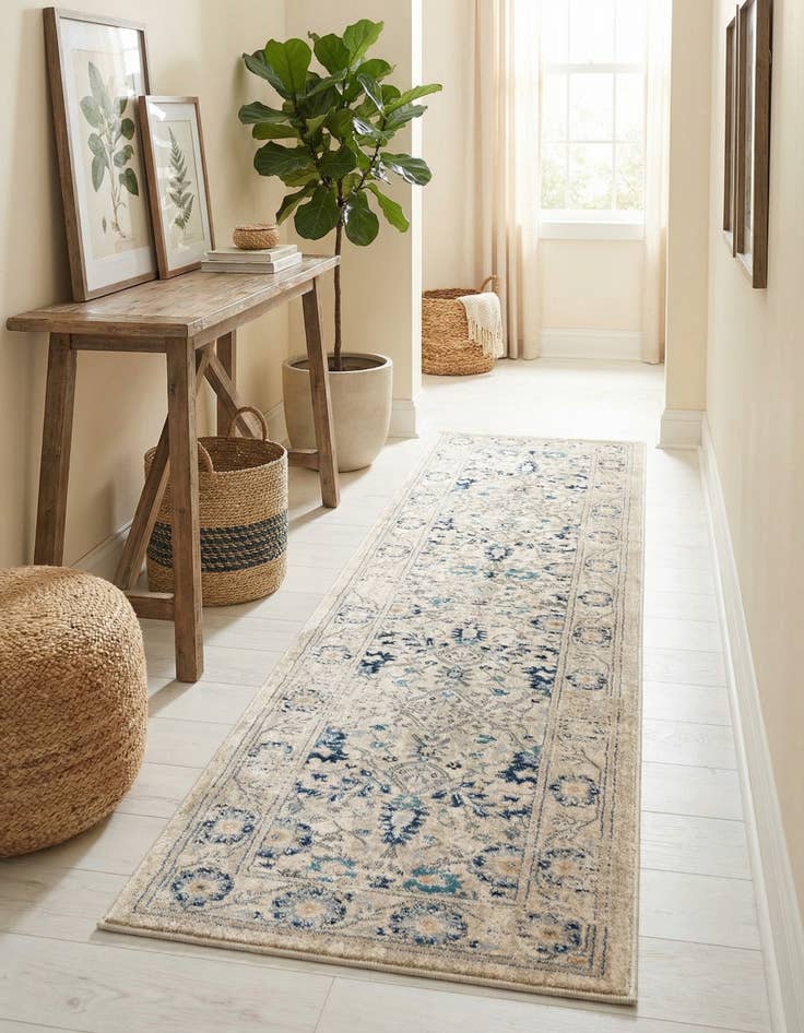 Detail image of 2' x 7' Dahlia Runner Rug