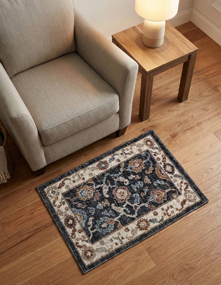 Detail image of 2' x 3' Eco Traditional Rug