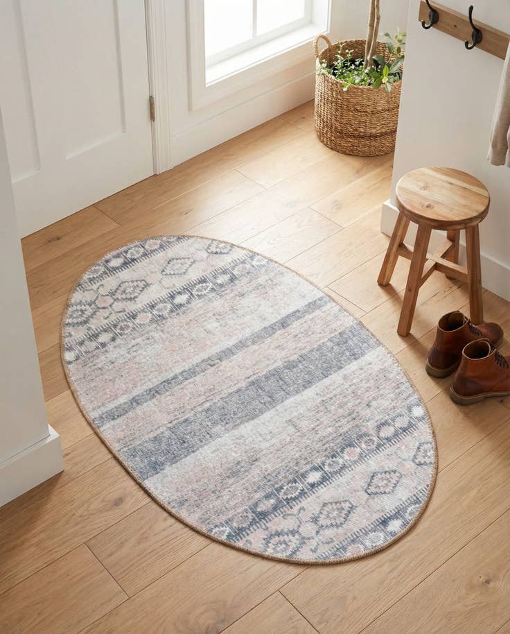 Detail image of 2' x 3' Washable Timeless Oval Rug