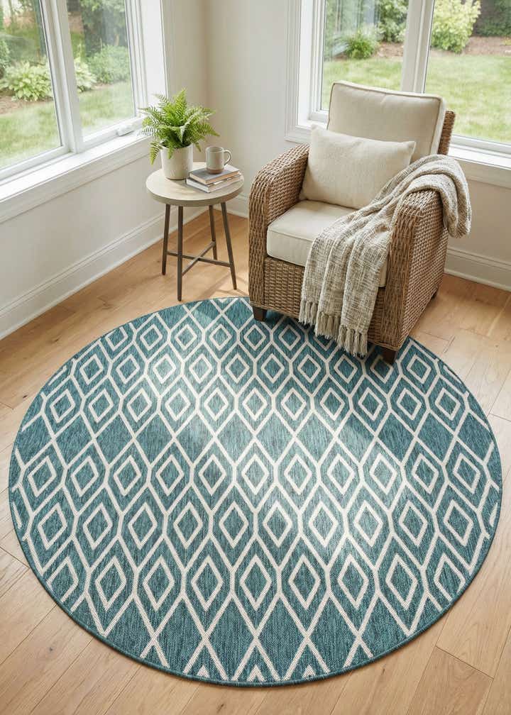 6' 7 x 6' 7 Easy-Clean Jill Zarin Turks and Caicos Indoor / Outdoor Round Rug