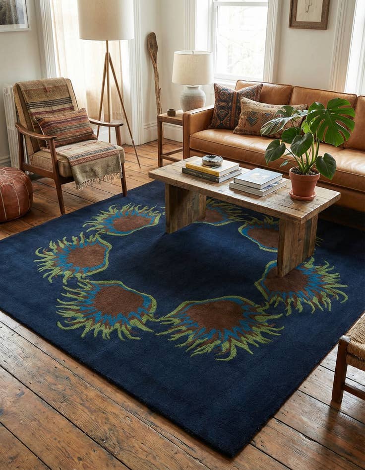 Detail image of 7' 6 x 7' 6 Luna Square Rug