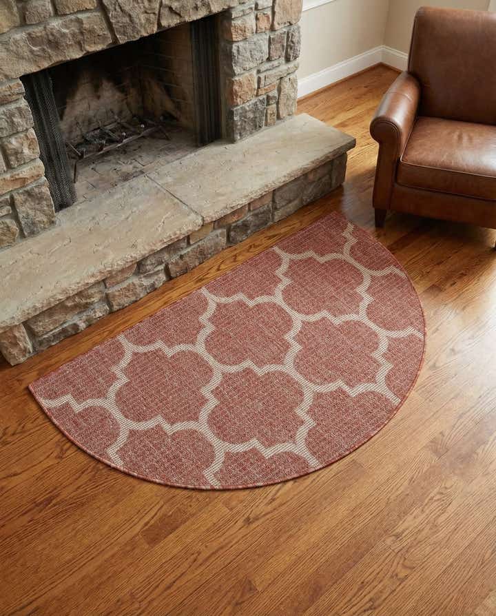 2' 7 x 4' Easy-Clean Lattice Indoor / Outdoor Hearth Rug
