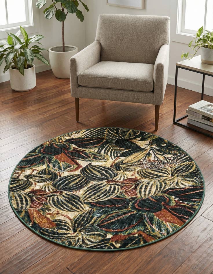 Detail image of 3' 3 x 3' 3 Blossom Round Rug