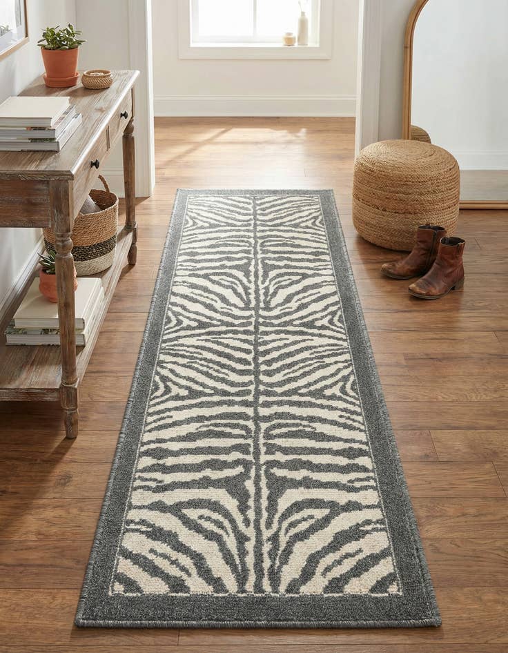 Detail image of  2' x 6' Savannah Runner Rug