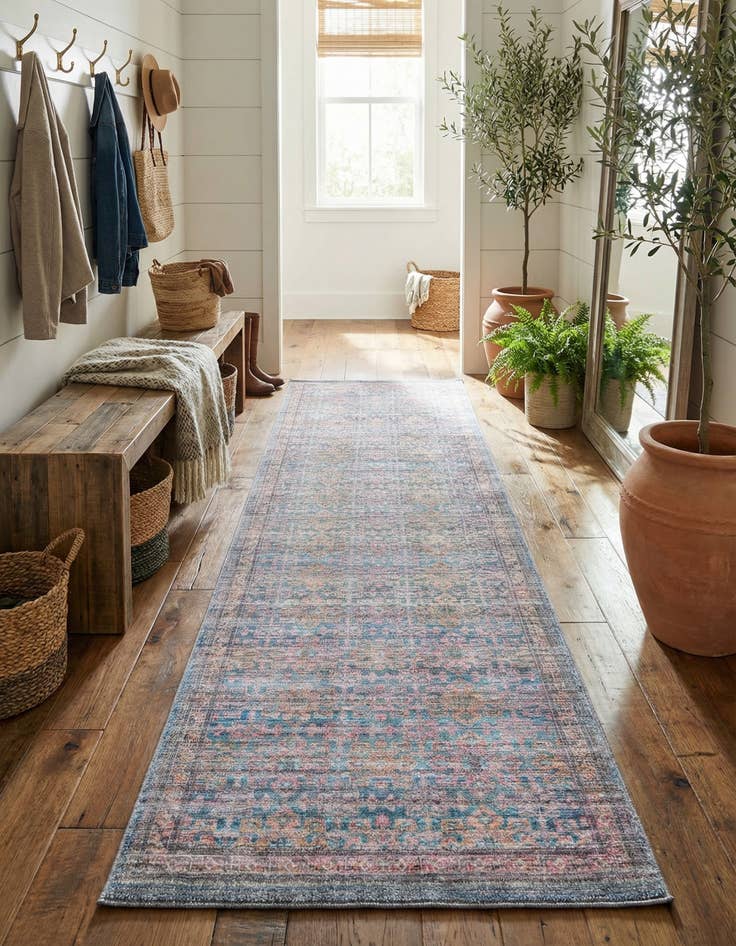 Detail image of 2' 7 x 12' Washable Nostalgia Runner Rug