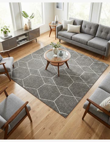 7' x 7' Trellis Frieze Square Rug